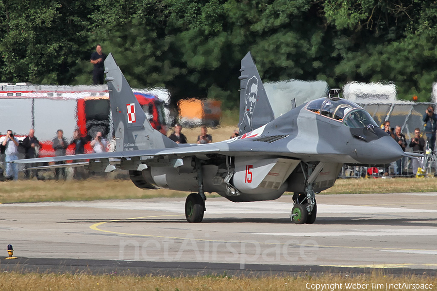 Polish Air Force (Siły Powietrzne) Mikoyan-Gurevich MiG-29UB Fulcrum (15) | Photo 171710