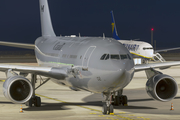 Canadian Armed Forces Airbus CC-150 Polaris (A310-304) (15002) at  Tenerife Sur - Reina Sofia, Spain