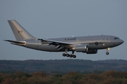 Canadian Armed Forces Airbus CC-150T Polaris (A310-304 MRTT) (15005) at  Cologne/Bonn, Germany
