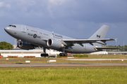 Canadian Armed Forces Airbus CC-150T Polaris (A310-304 MRTT) (15005) at  Hamburg - Fuhlsbuettel (Helmut Schmidt), Germany