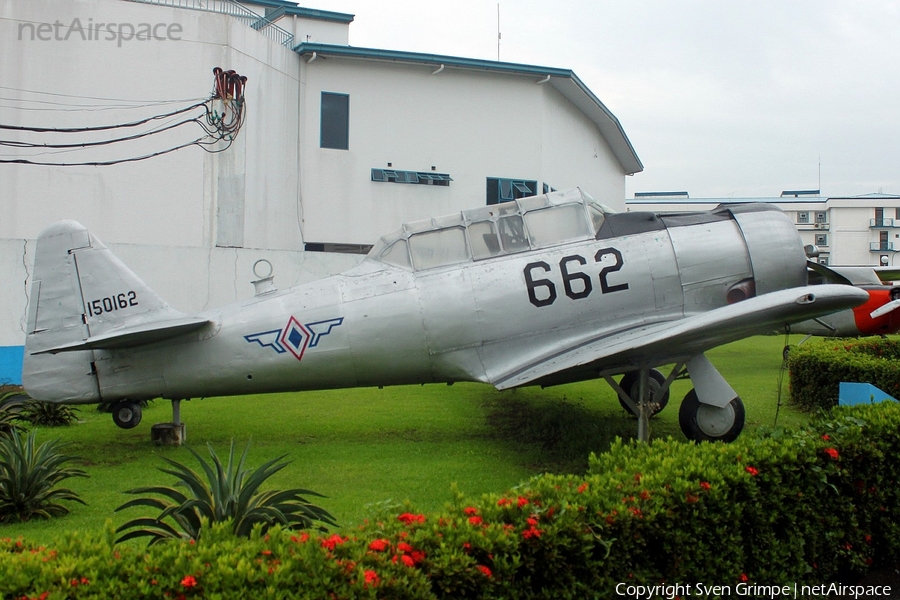 Philippine Air Force North American T-6G Texan (150162-662) | Photo 23991