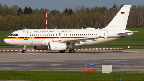 German Air Force Airbus A319-133X CJ (1502) at  Hamburg - Fuhlsbuettel (Helmut Schmidt), Germany