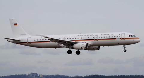 German Air Force (Luftwaffe) Airbus A321-231 (1504) at  Cologne/Bonn, Germany