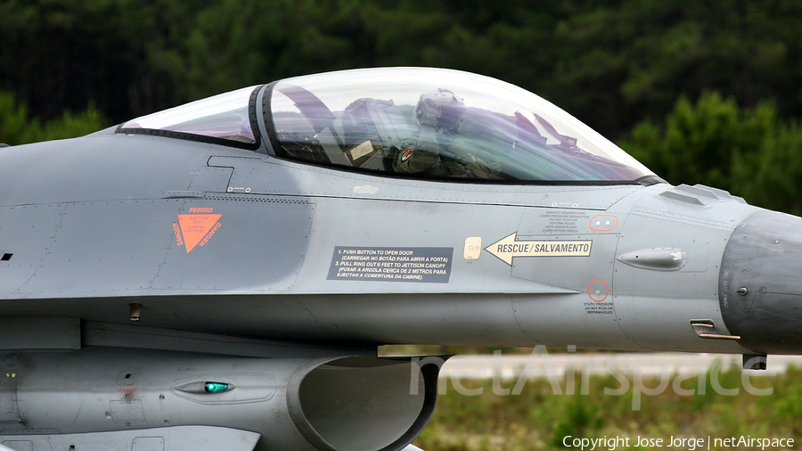 Portuguese Air Force (Força Aérea Portuguesa) General Dynamics F-16AM Fighting Falcon (15127) | Photo 527243