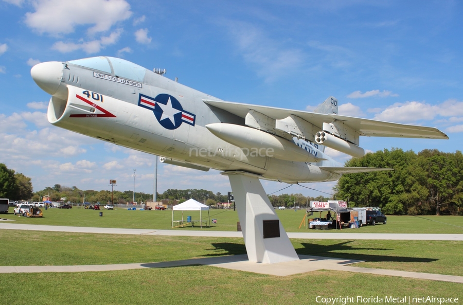 United States Navy LTV A-7A Corsair II (152650) | Photo 466827