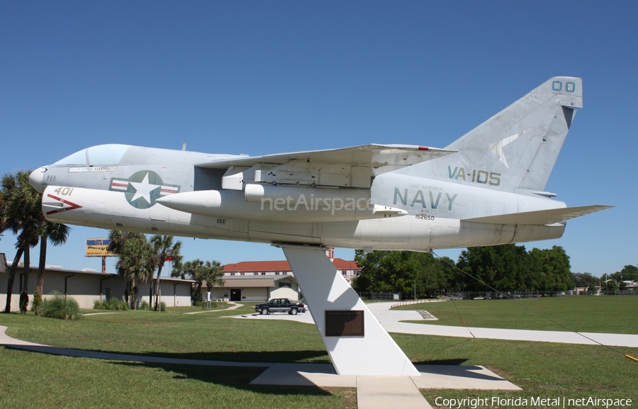 United States Navy LTV A-7A Corsair II (152650) | Photo 466830