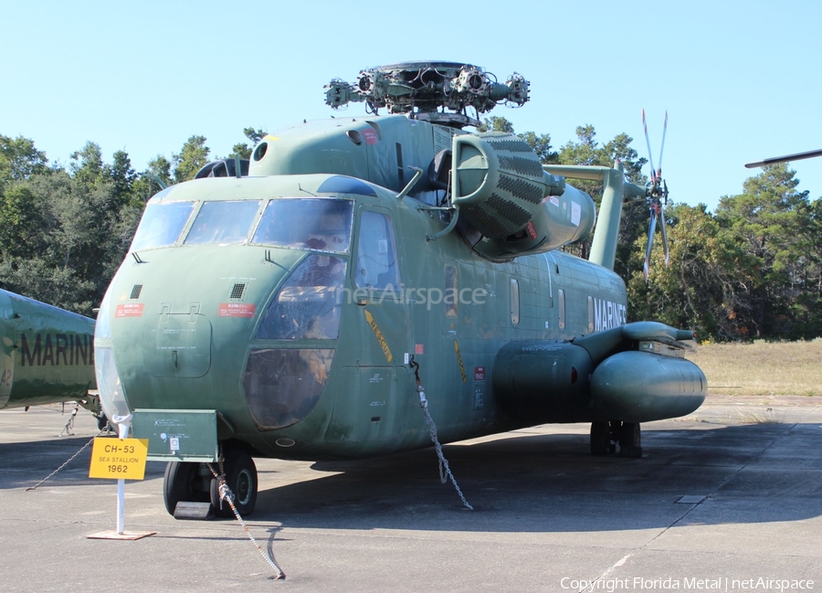 United States Marine Corps Sikorsky CH-53A Sea Stallion (153715) | Photo 466997