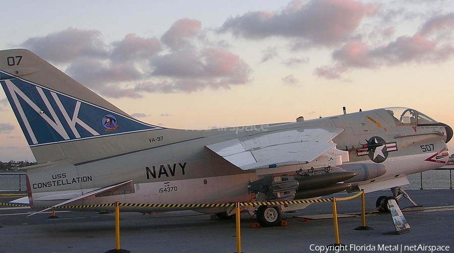 United States Navy LTV A-7B Corsair II (154370) | Photo 467036