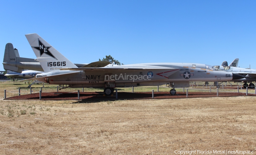 United States Navy North American RA-5C Vigilante (156615) | Photo 309081