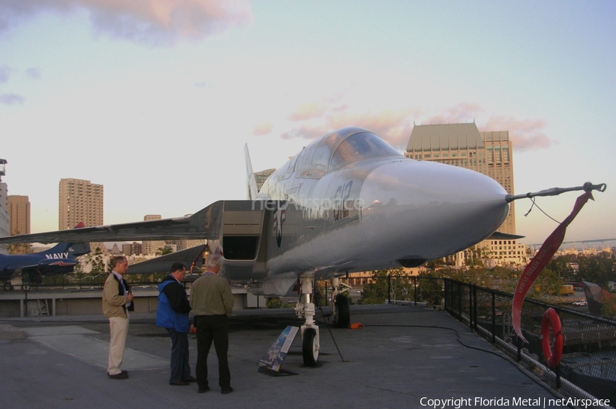 United States Navy North American RA-5C Vigilante (156641) | Photo 467332