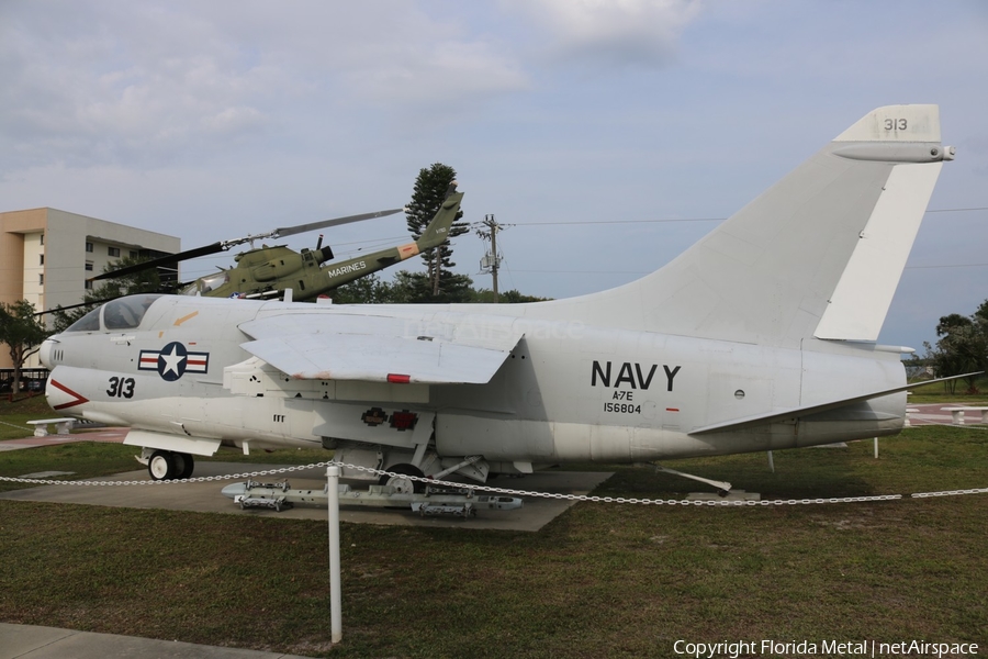 United States Navy LTV A-7E Corsair II (156804) | Photo 461696