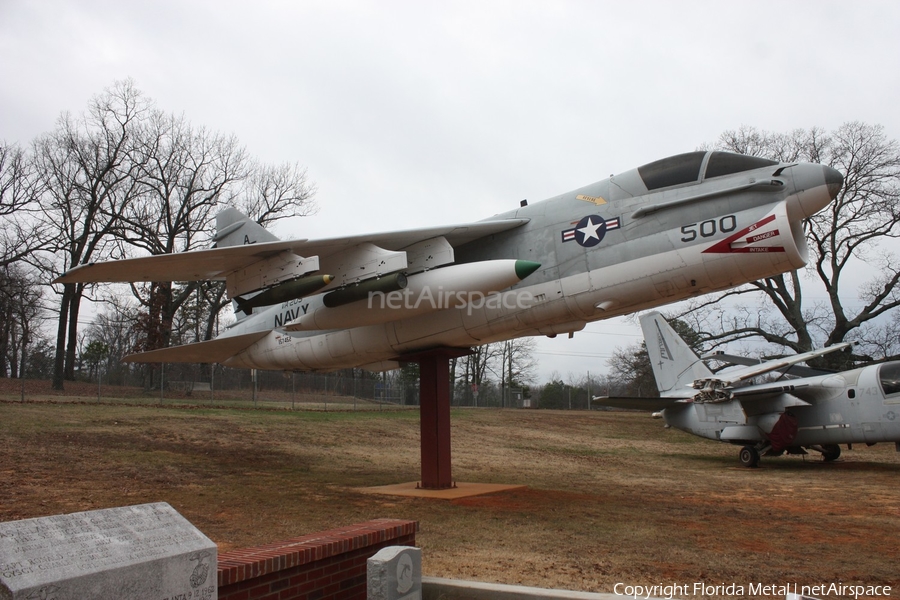 United States Navy LTV A-7E Corsair II (157452) | Photo 467399