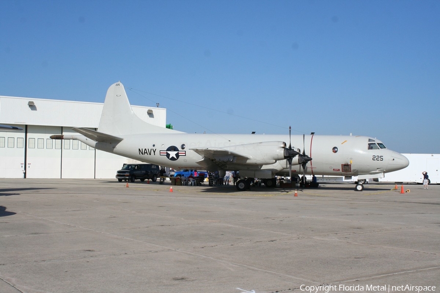 United States Navy Lockheed P-3C Orion (158225) | Photo 467535