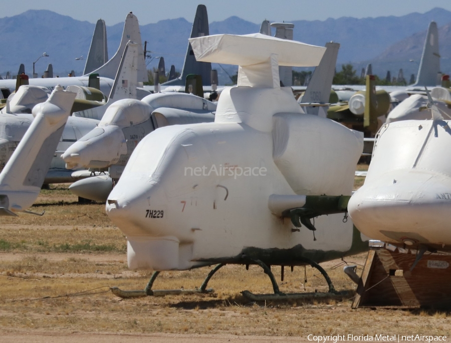 United States Marine Corps Bell AH-1J Sea Cobra (159215) | Photo 469059
