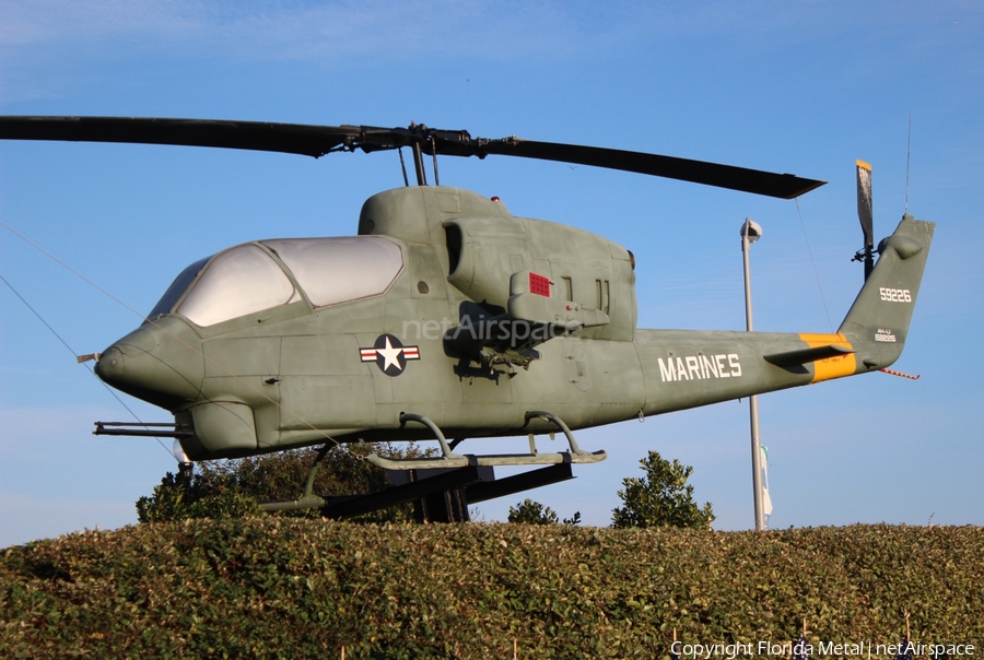 United States Marine Corps Bell AH-1J Sea Cobra (159226) | Photo 332416