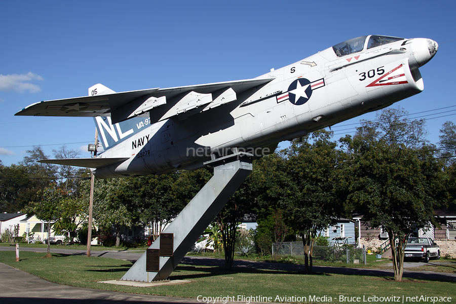 United States Navy LTV A-7E Corsair II (159278) | Photo 152332