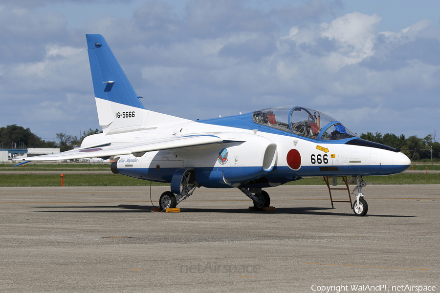 Japan Air Self-Defense Force Kawasaki T-4 (16-5666) | Photo 651075