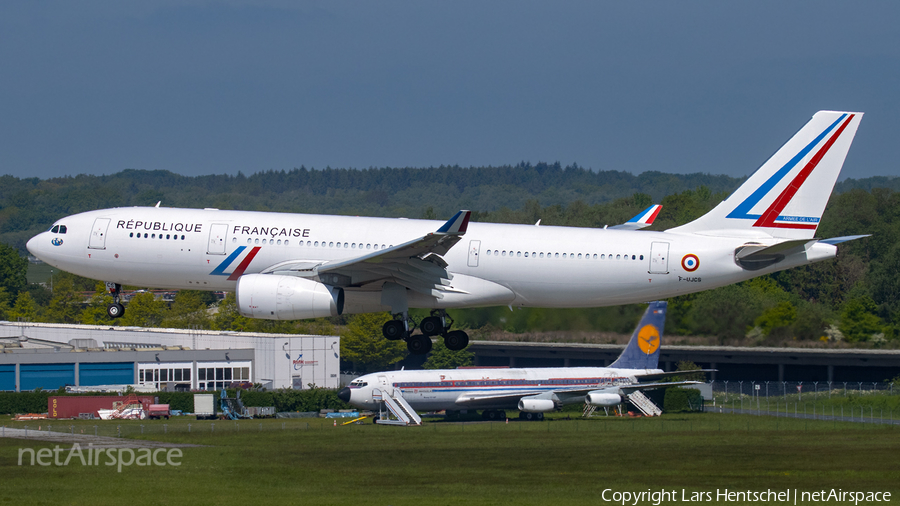 French Air Force (Armée de l’Air) Airbus A330-243 (1608) | Photo 450234