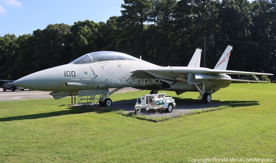 United States Navy Grumman F-14A Tomcat (160909) | Photo 549309