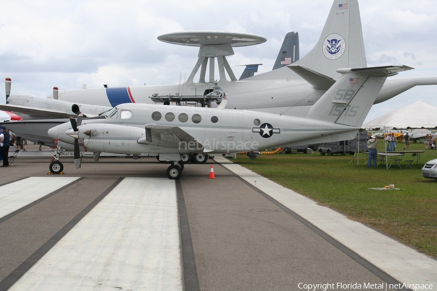 United States Marine Corps Beech UC-12B Huron (161515) | Photo 484405