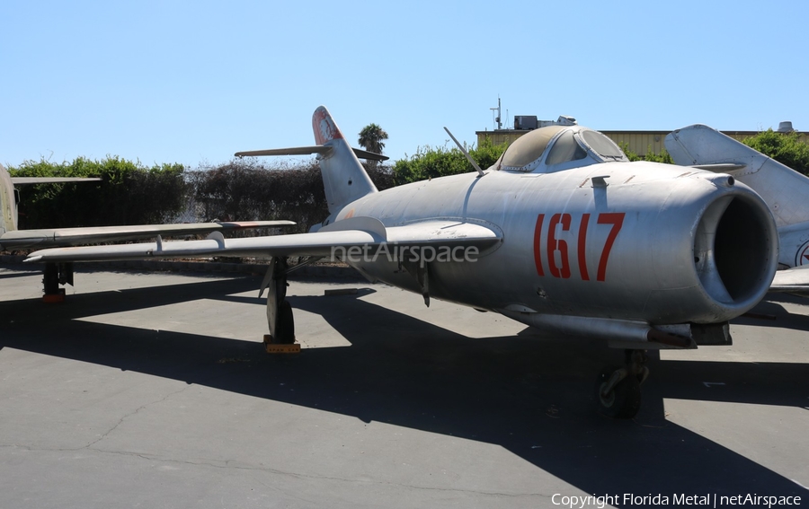 (Private) PZL-Mielec Lim-5P (MiG-17PF) (1617) | Photo 370481