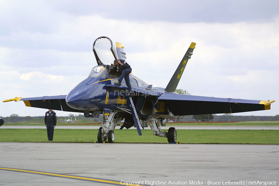 United States Navy McDonnell Douglas F/A-18A Hornet (161942) | Photo 187202