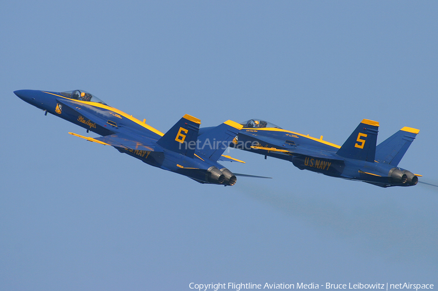United States Navy McDonnell Douglas F/A-18A Hornet (161960) | Photo 152309