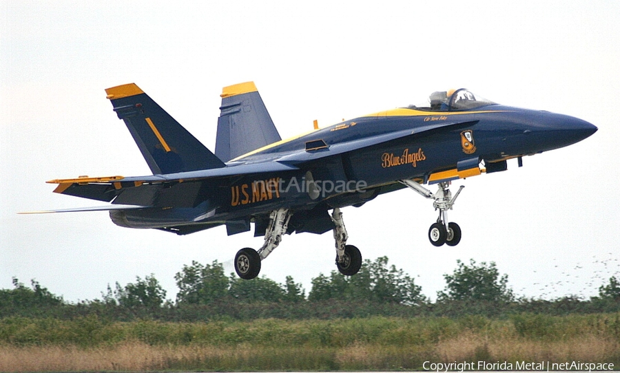 United States Navy McDonnell Douglas F/A-18A Hornet (161967) | Photo 484490