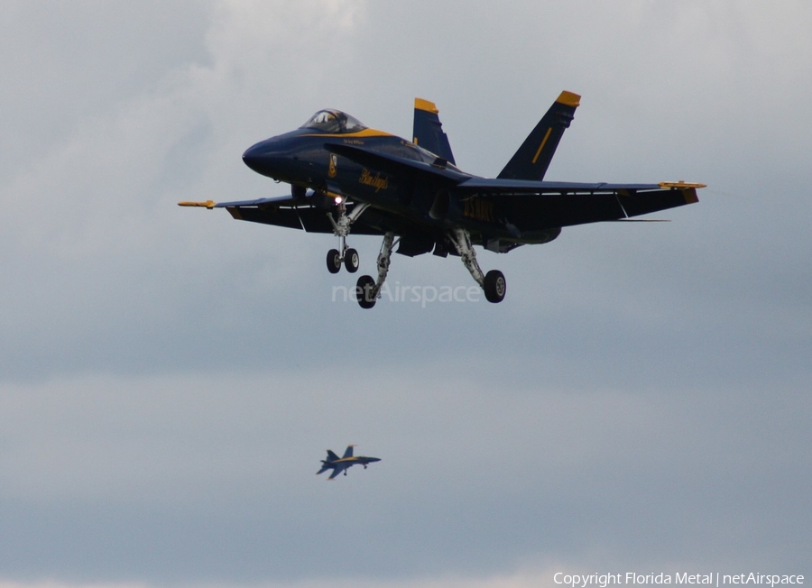 United States Navy McDonnell Douglas F/A-18A Hornet (161967) | Photo 484492