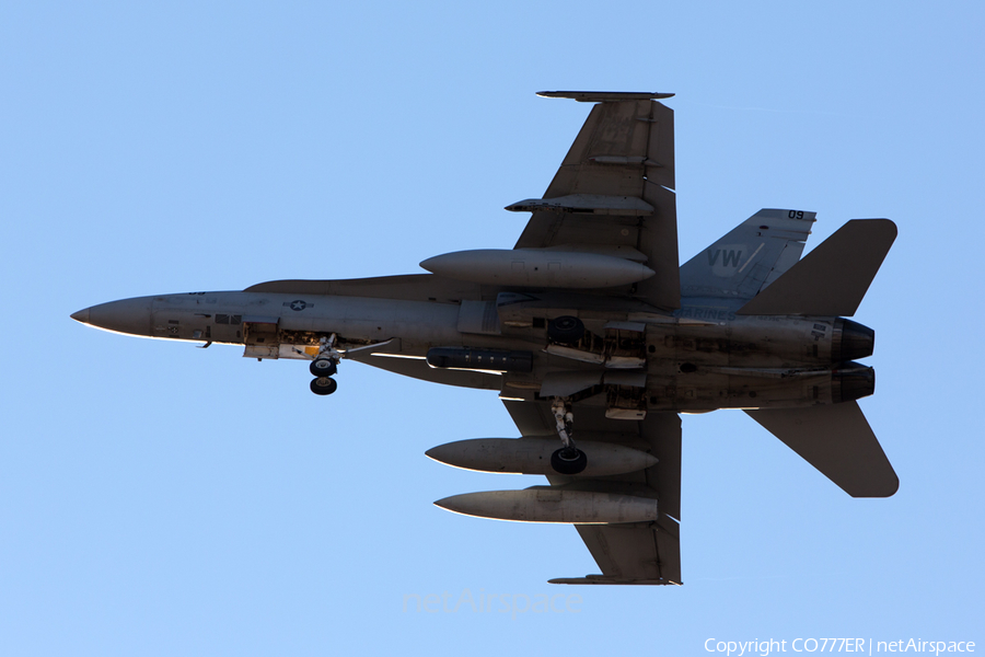 United States Marine Corps McDonnell Douglas F/A-18A+ Hornet (162396) | Photo 39993
