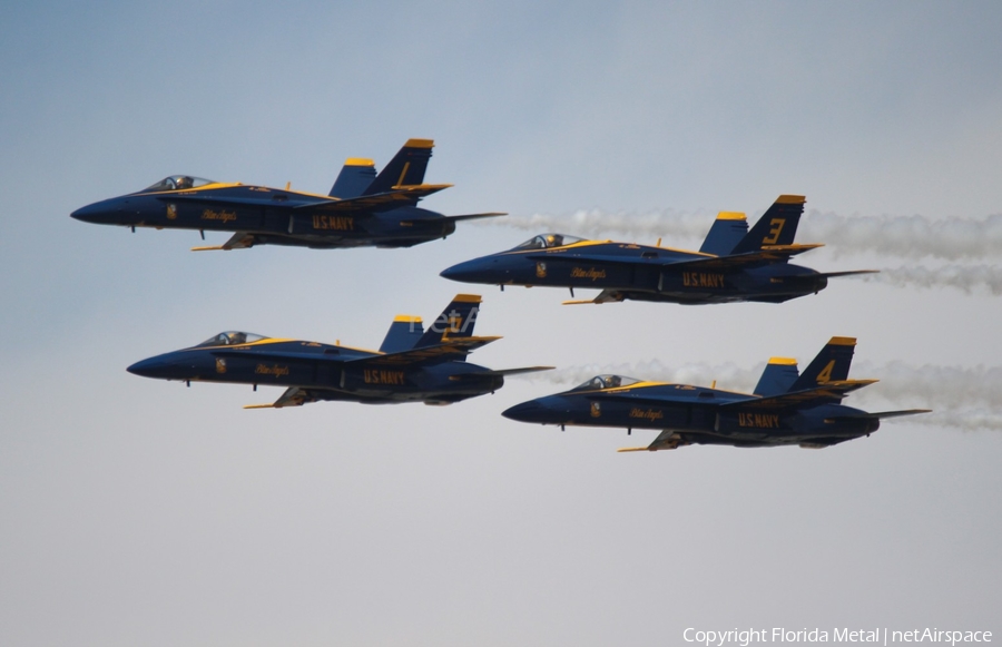 United States Navy McDonnell Douglas F/A-18A Hornet (162437) | Photo 484686