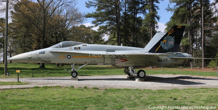 United States Navy McDonnell Douglas F/A-18A Hornet (162838) | Photo 484858