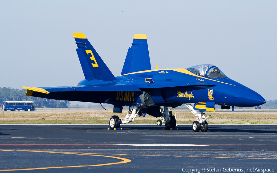 United States Navy McDonnell Douglas F/A-18A Hornet (163130) | Photo 2438
