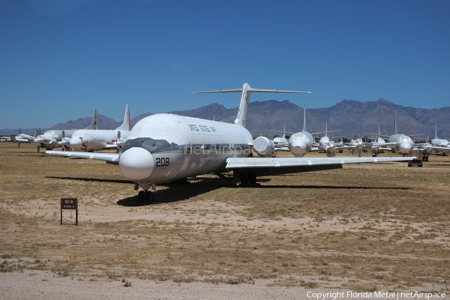 United States Navy McDonnell Douglas C-9B Nightingale (163208) | Photo 309190