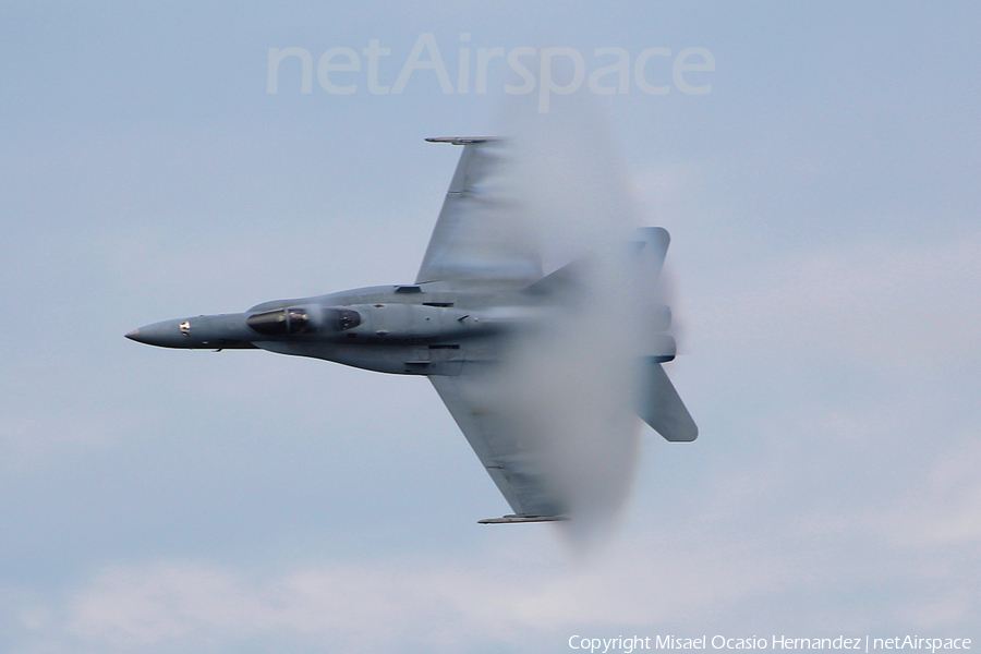 United States Navy McDonnell Douglas F/A-18C Hornet (163432) | Photo 123594