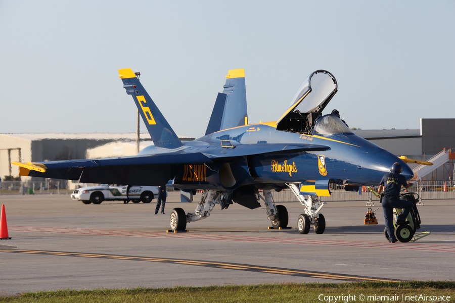 United States Navy McDonnell Douglas F/A-18C Hornet (163435) | Photo 3891