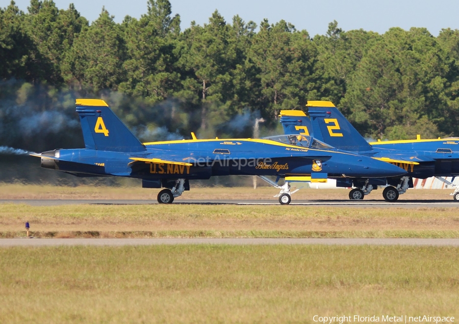United States Navy McDonnell Douglas F/A-18C Hornet (163442) | Photo 485565