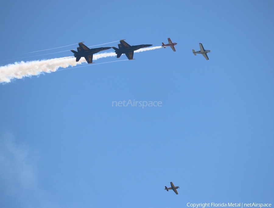 United States Navy McDonnell Douglas F/A-18C Hornet (163444) | Photo 374075