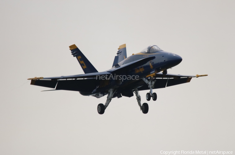 United States Navy McDonnell Douglas F/A-18C Hornet (163451) | Photo 309194