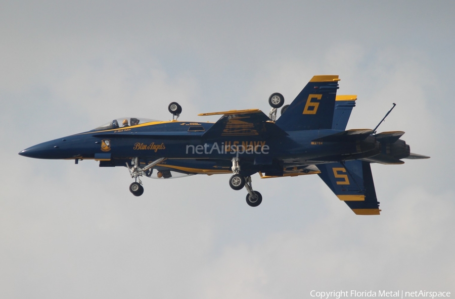 United States Navy McDonnell Douglas F/A-18C Hornet (163754) | Photo 374217
