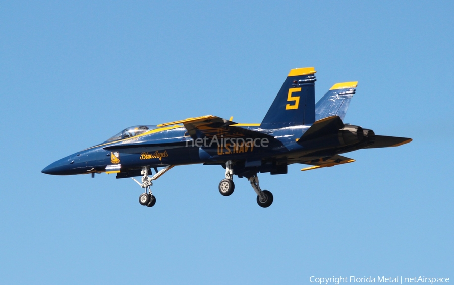 United States Navy McDonnell Douglas F/A-18C Hornet (163768) | Photo 374222