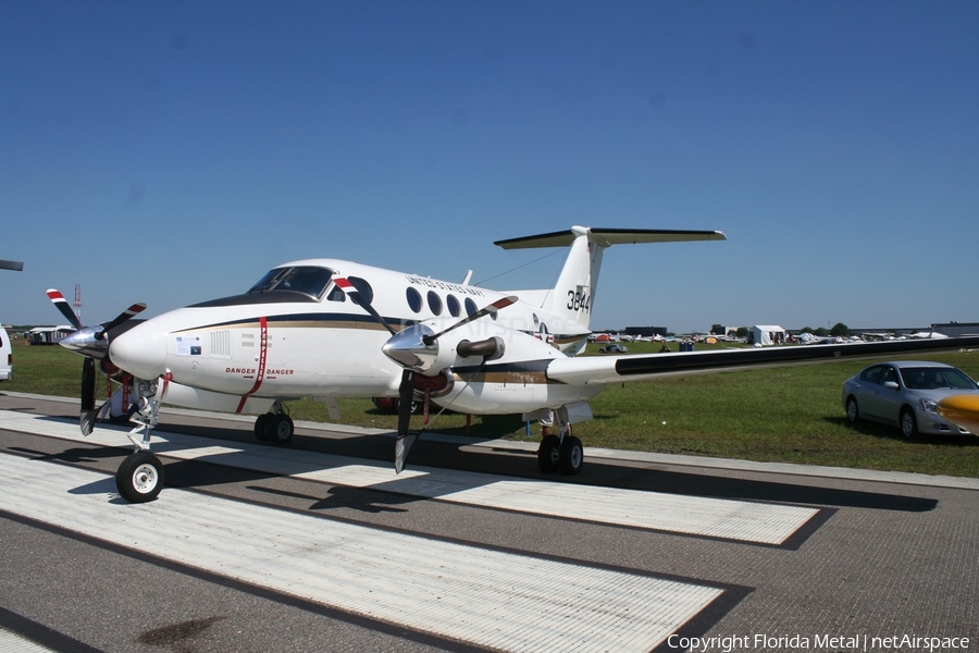 United States Navy Beech UC-12M Huron (163844) | Photo 485869