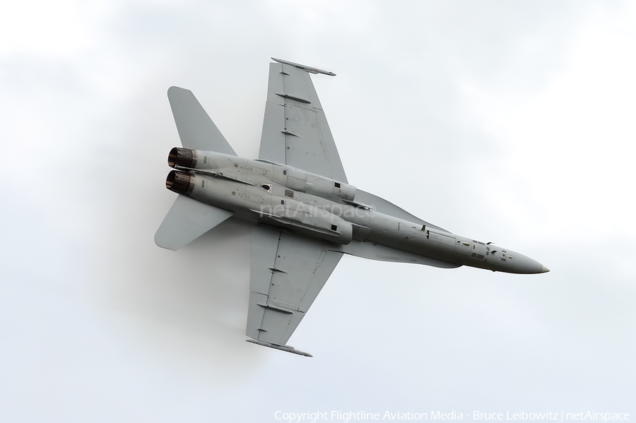 United States Navy McDonnell Douglas F/A-18C Hornet (164059) | Photo 160556