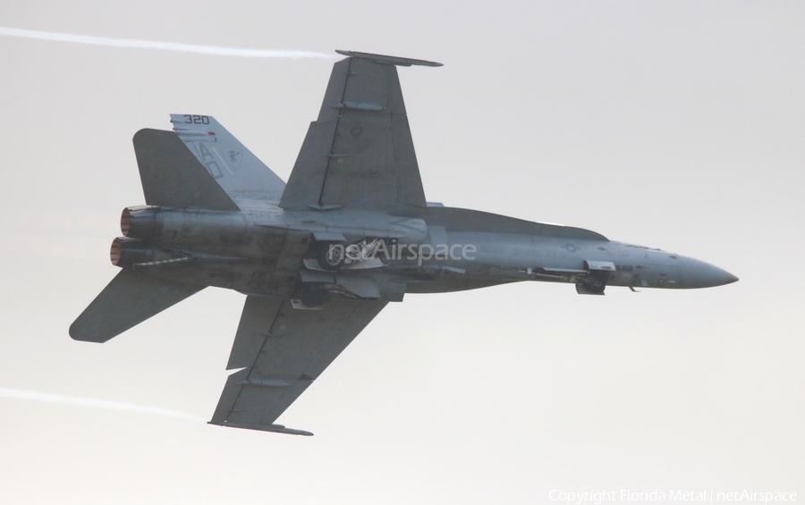 United States Navy McDonnell Douglas F/A-18C Hornet (164250) | Photo 434338