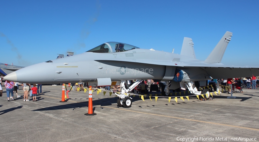 United States Navy McDonnell Douglas F/A-18C Hornet (164954) | Photo 486800
