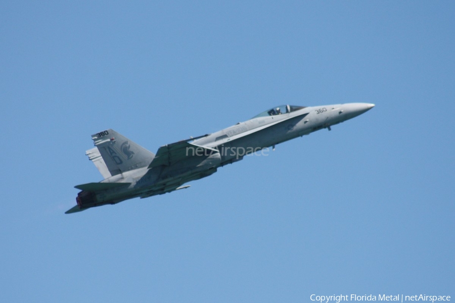 United States Navy McDonnell Douglas F/A-18C Hornet (165214) | Photo 605001