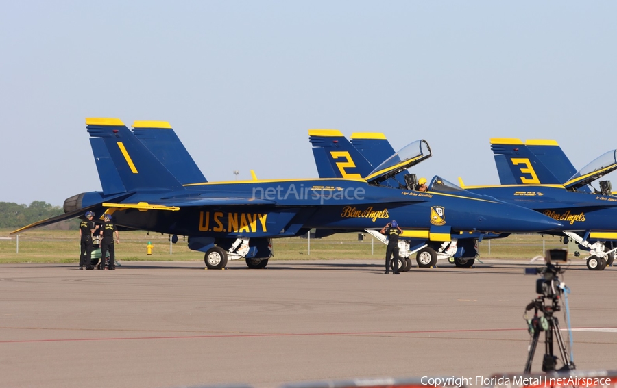 United States Navy Boeing F/A-18E Super Hornet (165666) | Photo 541448