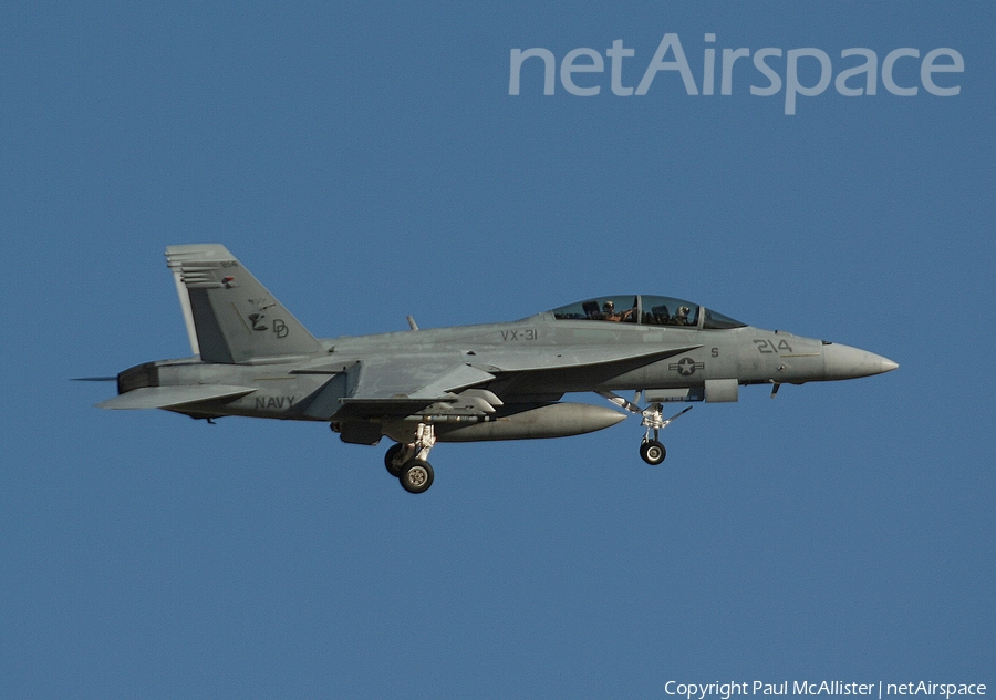 United States Navy Boeing F/A-18E Super Hornet (165669) | Photo 132619