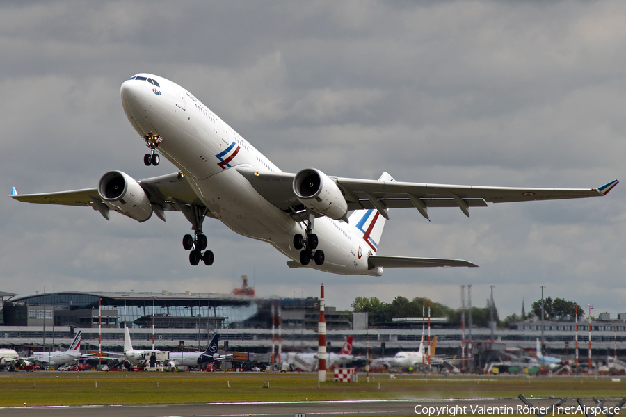 French Air Force (Armée de l’Air) Airbus A330-243 (1657) | Photo 516532