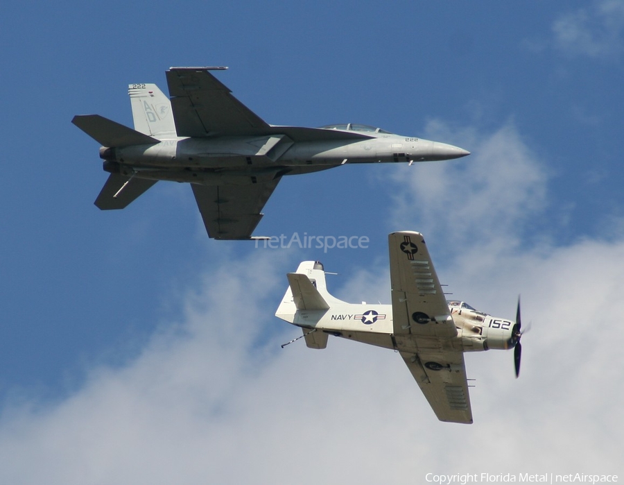 United States Navy Boeing F/A-18F Super Hornet (165801) | Photo 492153